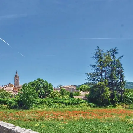 Four-bedroom Holiday In St. Etienne Les Orgues Prázdninový dům Saint-Étienne-les-Orgues