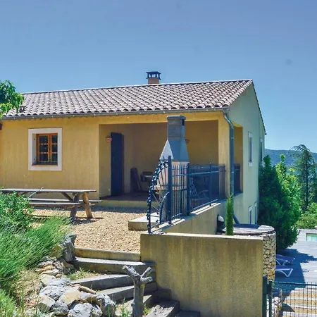 Four-bedroom Holiday In St. Etienne Les Orgues Saint-Étienne-les-Orgues