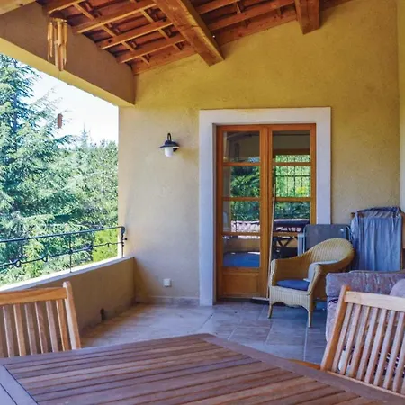 Four-bedroom Holiday In St. Etienne Les Orgues Saint-Étienne-les-Orgues