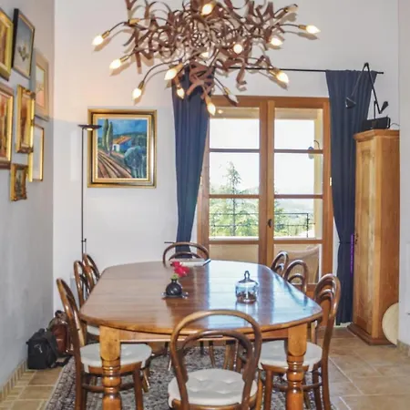 Four-bedroom Holiday In St. Etienne Les Orgues Prázdninový dům